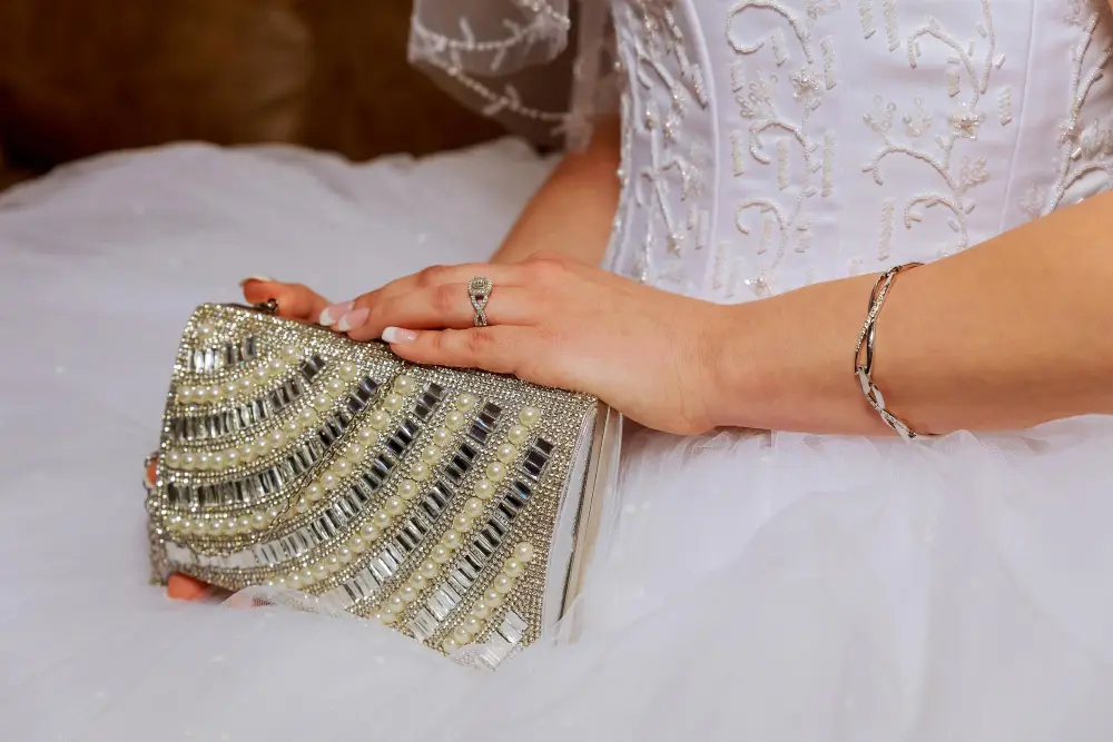 How to Style a Rhinestone Clutch Purse for Every Wedding Season Event in 2026